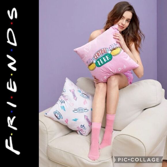 Friends TV Show Central Perk Pink Pillow Cover - Picture 3 of 9